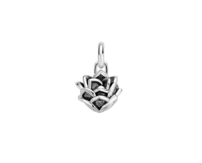 Hanger Lotus XS €99